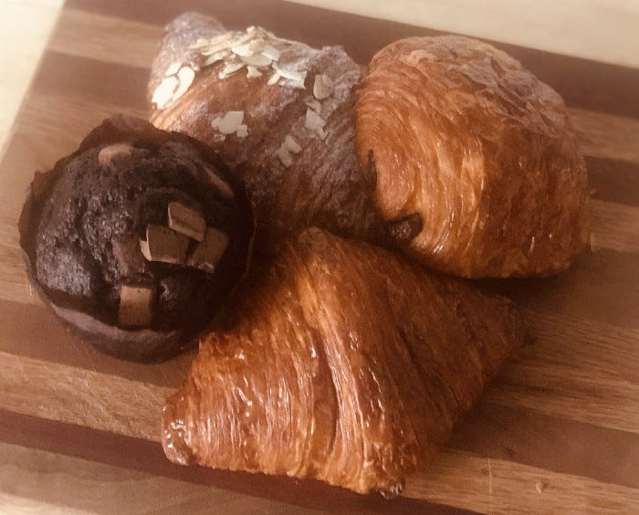 Food from a "too good to go" order - a chocolate muffin and three croissants